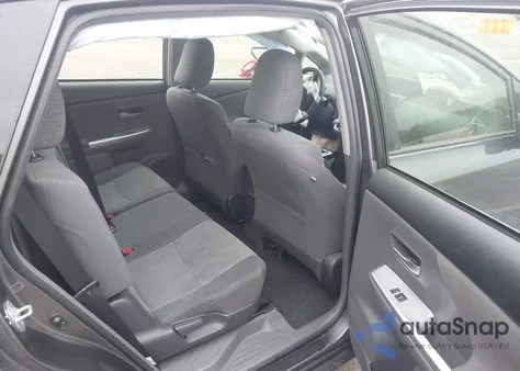 2013 Toyota Prius V Two z USA, uszkodzony, nr VIN JTDZN3EU4D3203595